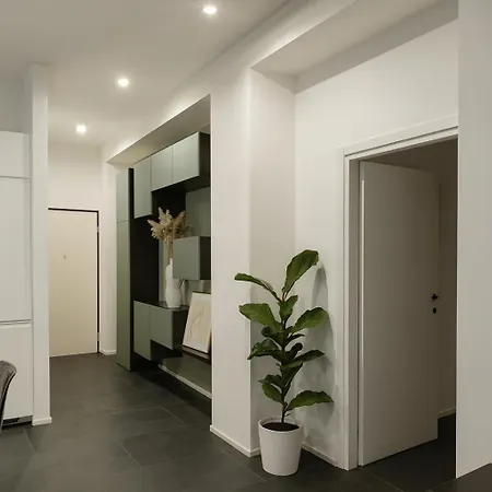 Hbhall Solari 28 Apartman *