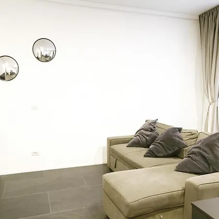 Lägenhet Hbhall Solari 28 *