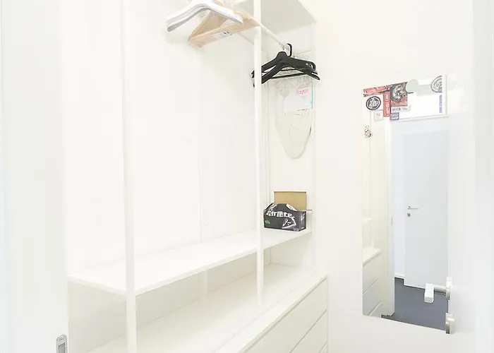 Hbhall Solari 28 Lägenhet *